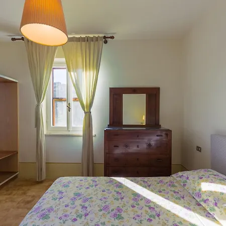 Elba Casale Al Mare Cm6 Апартаменты *